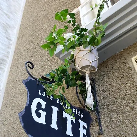 펜션 Cote De La Cite Medievale 카르카손