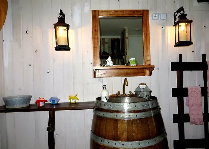 Cote De La Cite Medievale Carcassonne